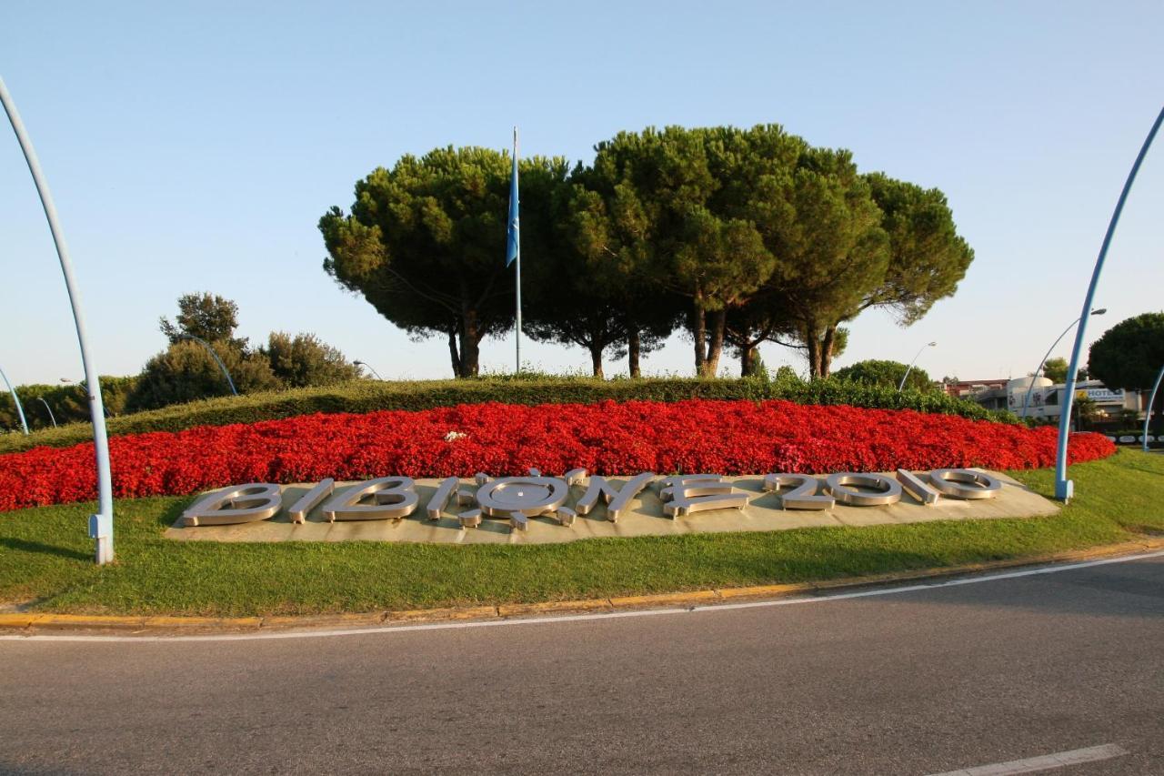 Residence Le Zattere Bibione Exterior photo