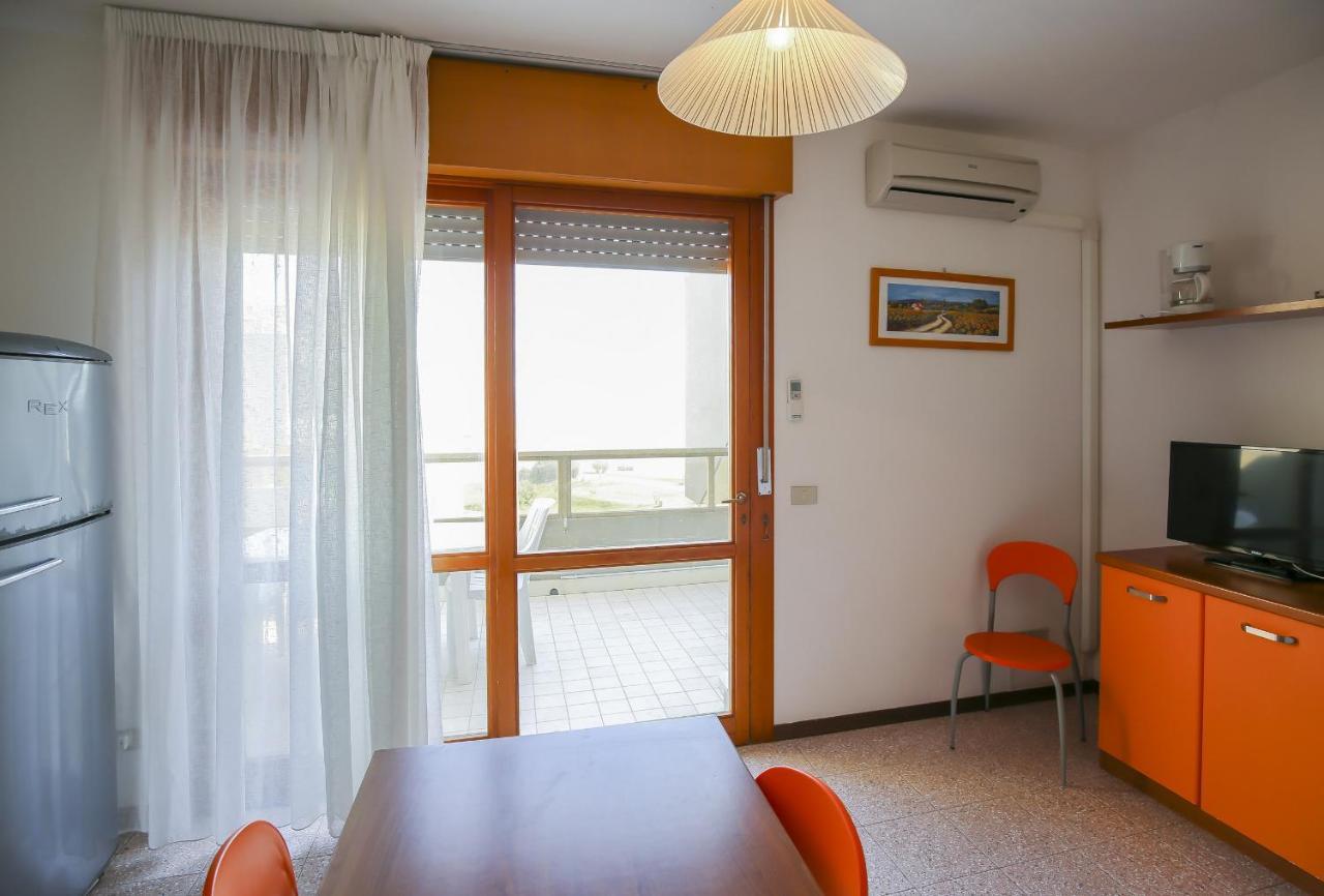 Residence Le Zattere Bibione Exterior photo